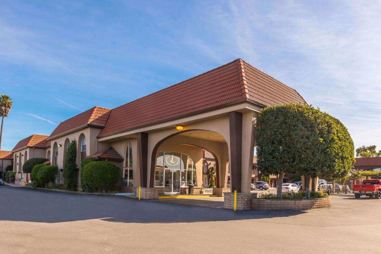 Laurel Inn & Conference Center Salinas Eksteriør billede